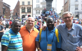 v.li.: Pater Roberto Turyamureeba, Pater Michael Zeitz, Pater Deogratias und Bruder Hans-Dieter Ritterbecks