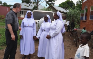 Pater Karl Peinhopf im Gespräch, Uganda