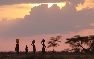 Sonnenuntergang in Karamoja, Uganda
